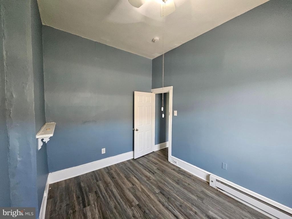 4924 Parrish Street - Photo 5