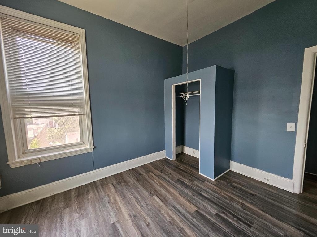 4924 Parrish Street - Photo 4