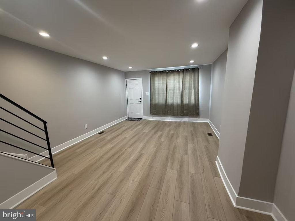 810 Watkins Street - Photo 7