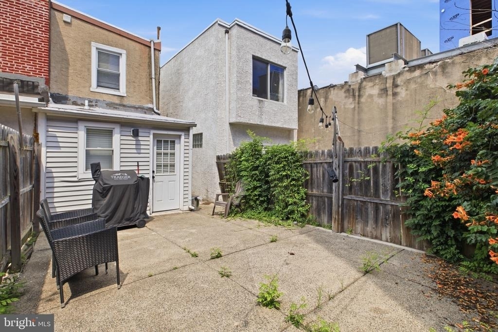 1733 Blair Street - Photo 10