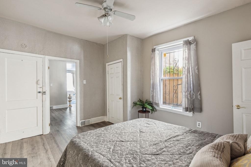 2203 Ellsworth Street - Photo 5