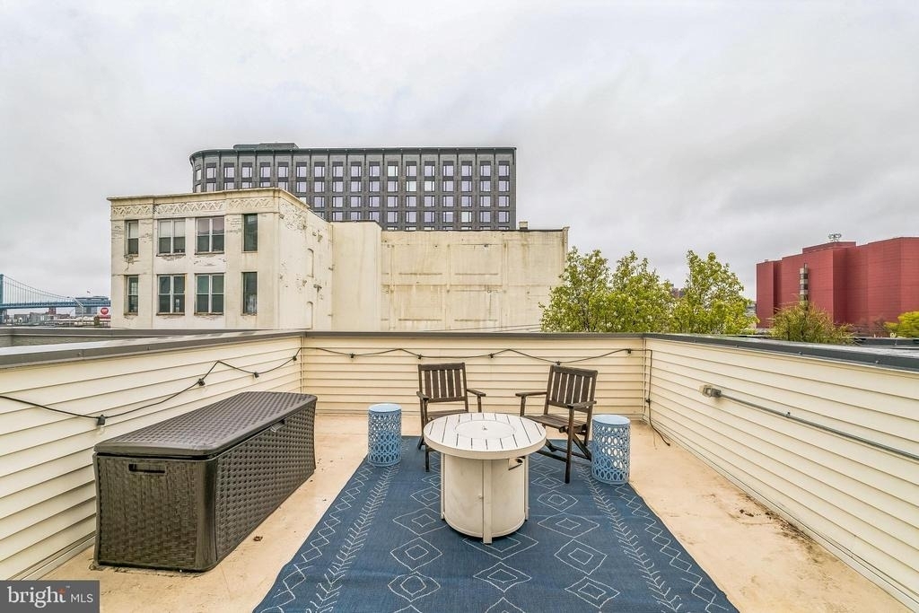 219 Green Street - Photo 11