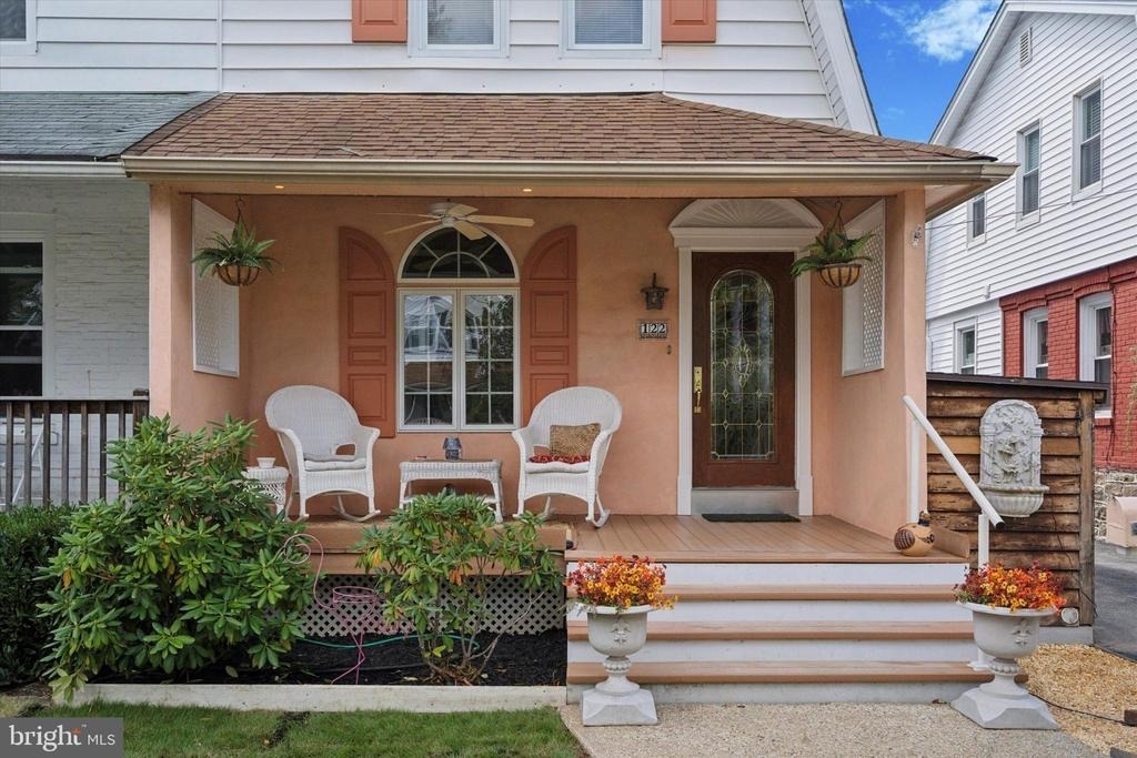 122 Conway Avenue - Photo 0