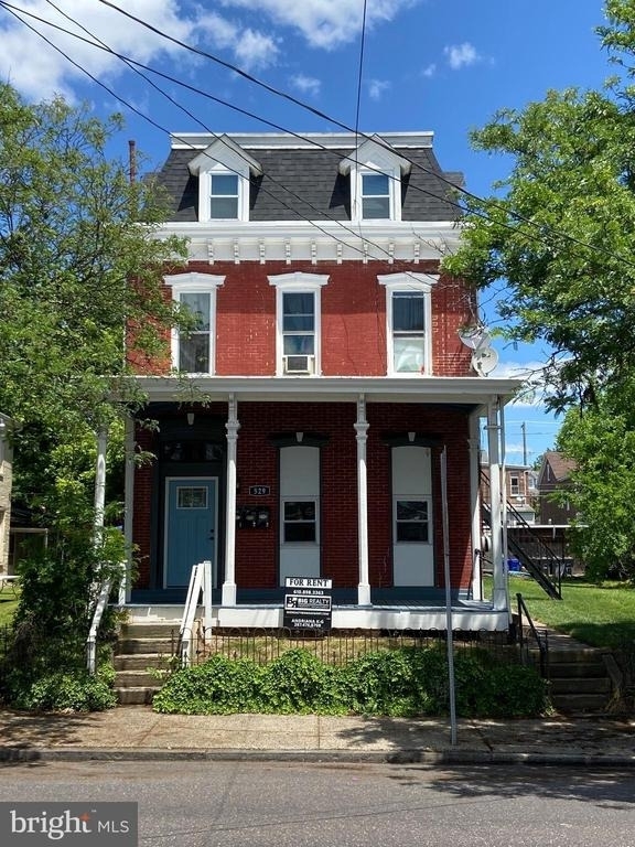 529 King Street - Photo 0