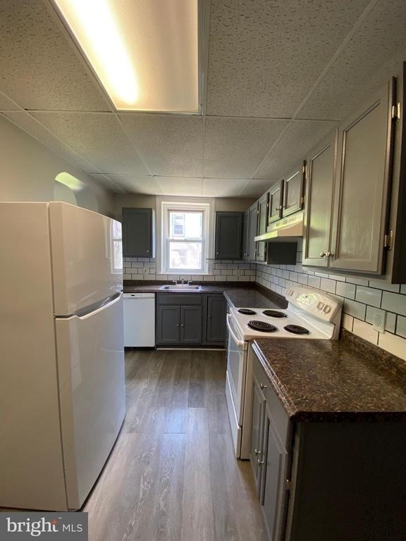 529 King Street - Photo 2