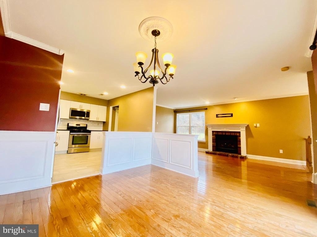 475 Stoneglen Street - Photo 8