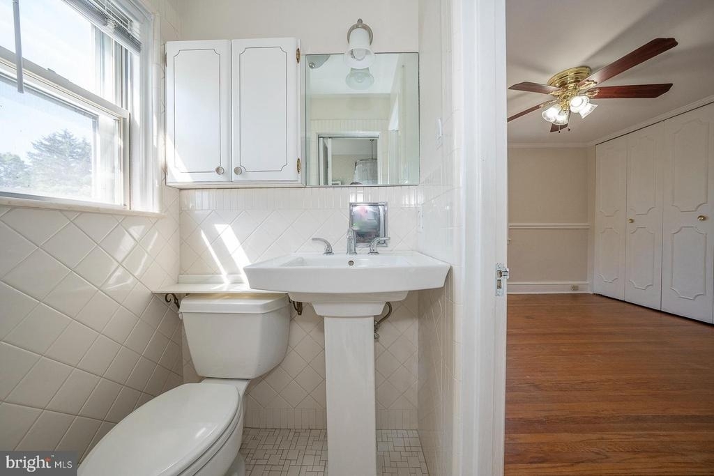 214 Harrogate Road - Photo 16
