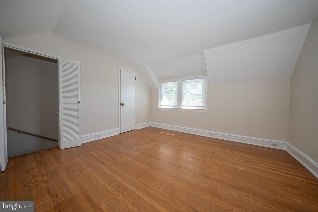 214 Harrogate Road - Photo 23