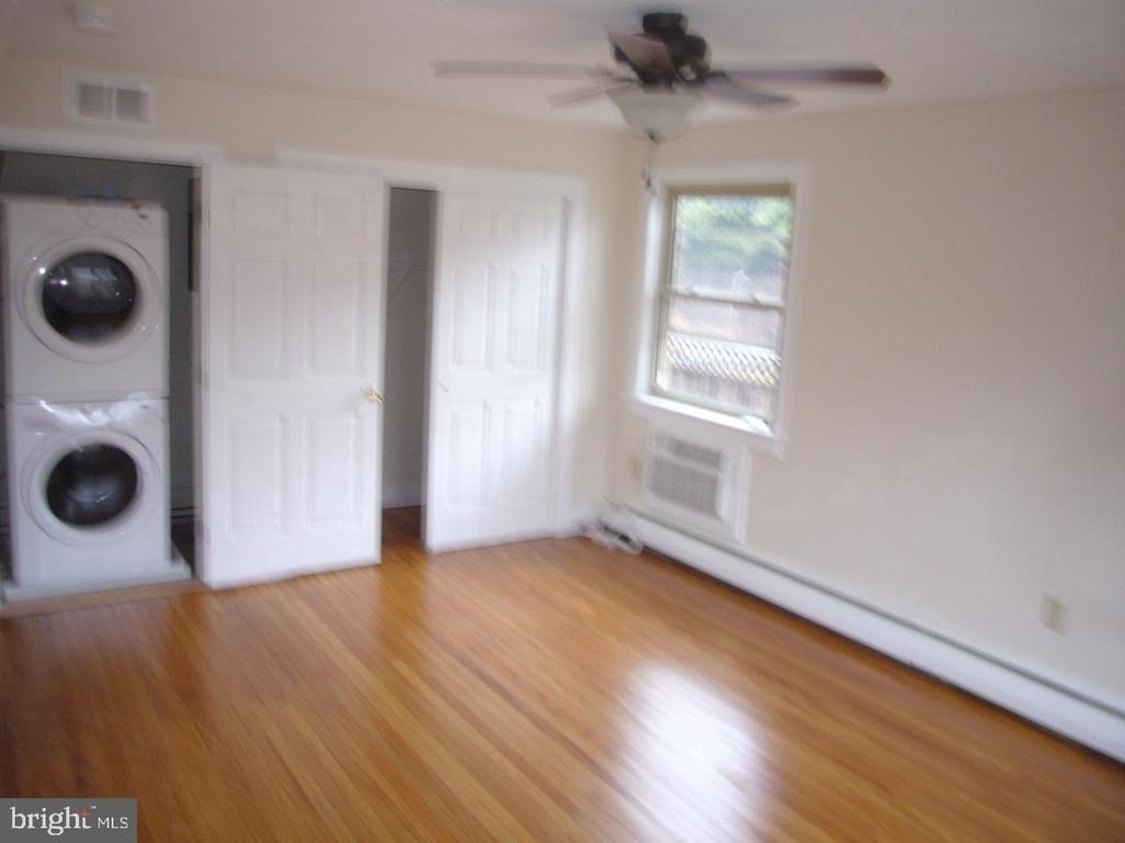231 Sharpless Street - Photo 11
