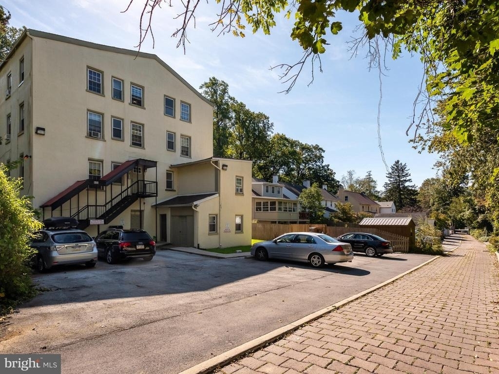 605 W Miner Street - Photo 30