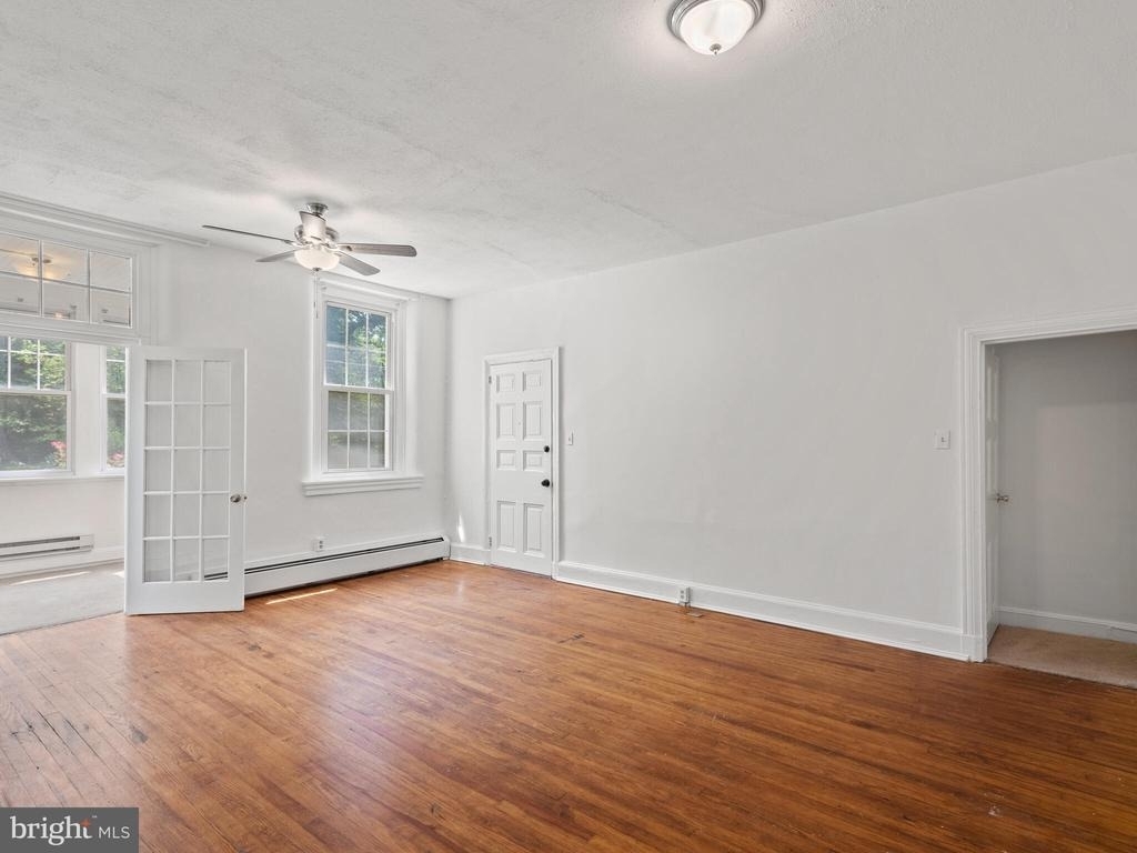 605 W Miner Street - Photo 10