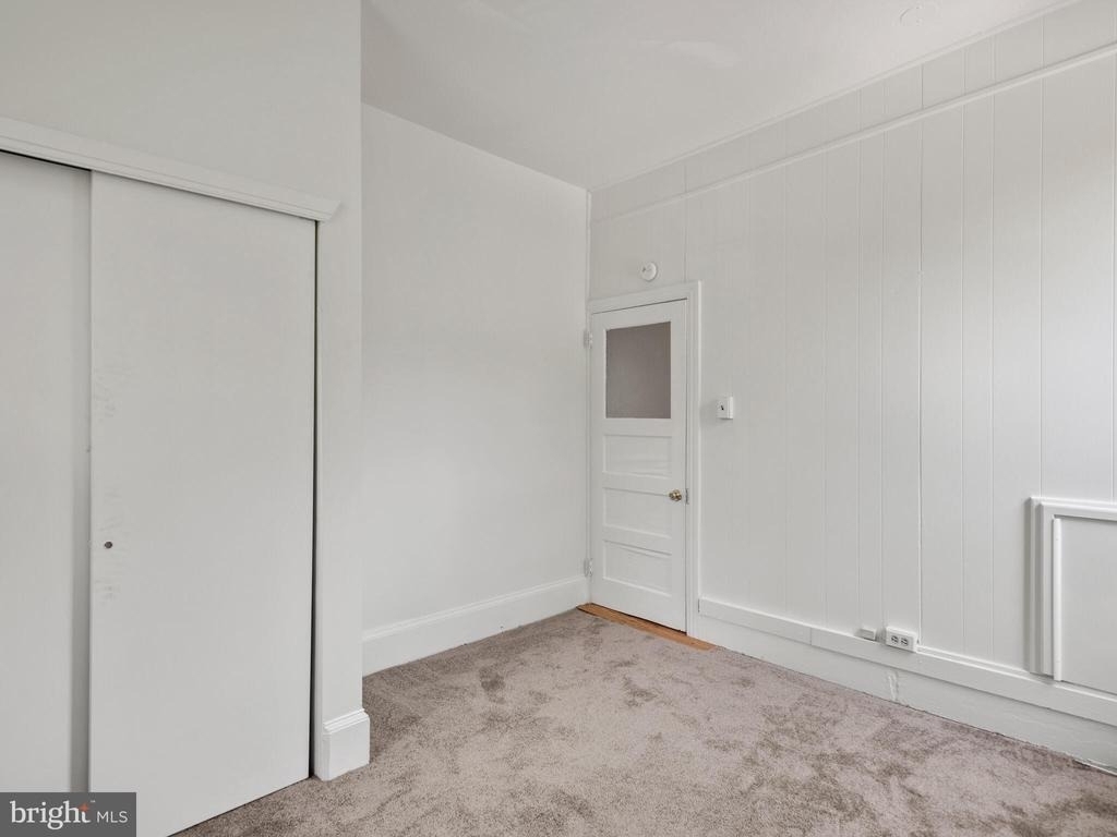 605 W Miner Street - Photo 24