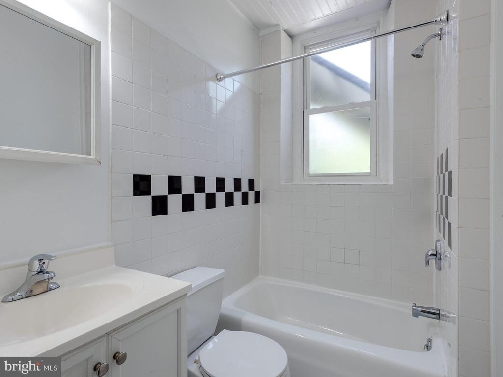 605 W Miner Street - Photo 26