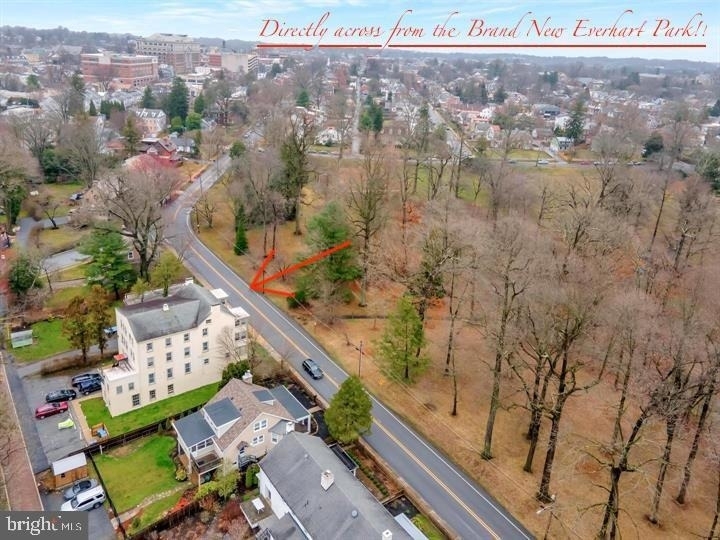 605 W Miner Street - Photo 0