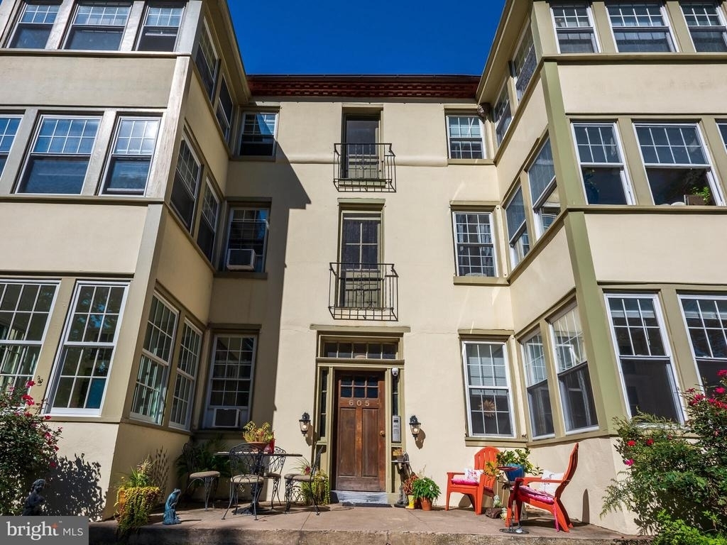 605 W Miner Street - Photo 29