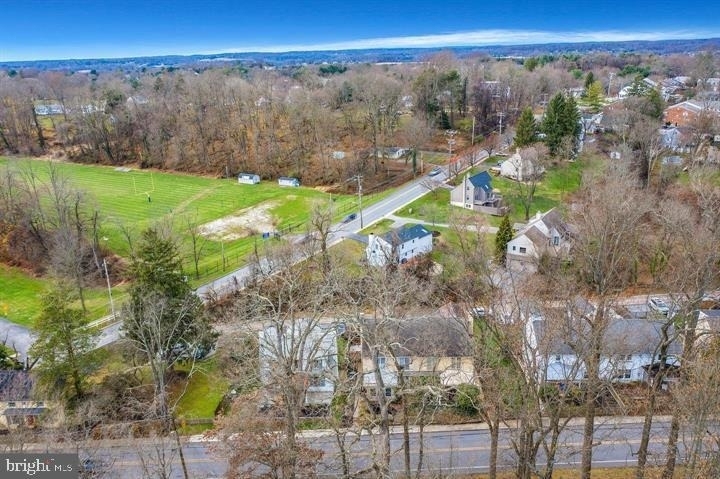 605 W Miner Street - Photo 34