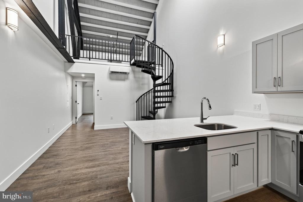 123 S Main Street - Photo 1