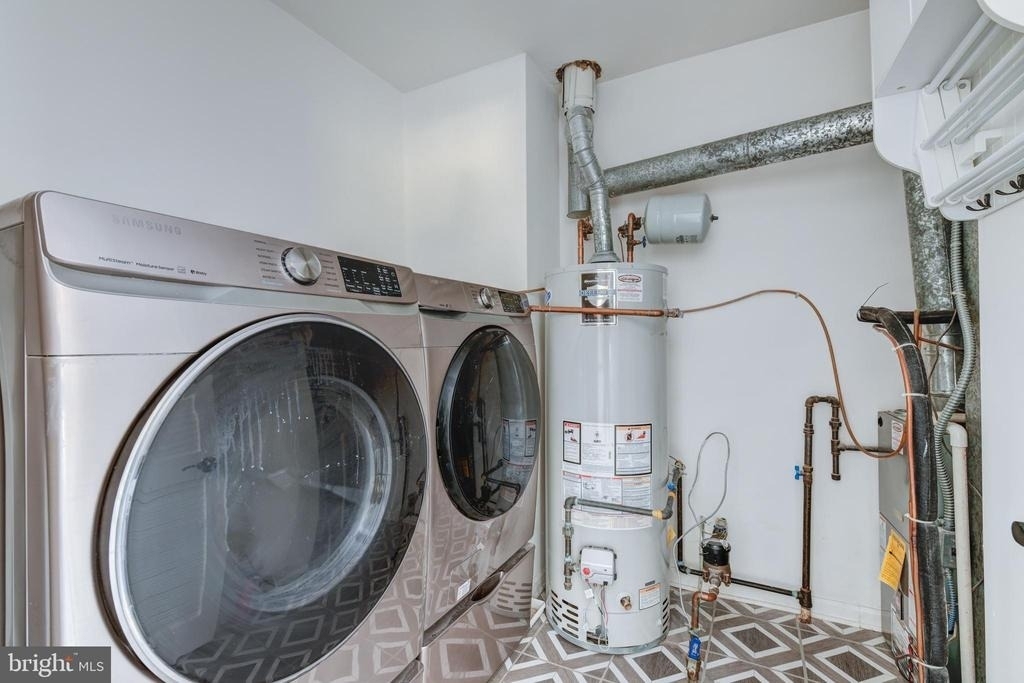 2402 Sterling Road - Photo 19