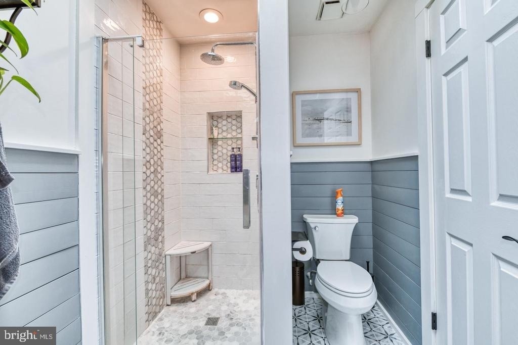2402 Sterling Road - Photo 17