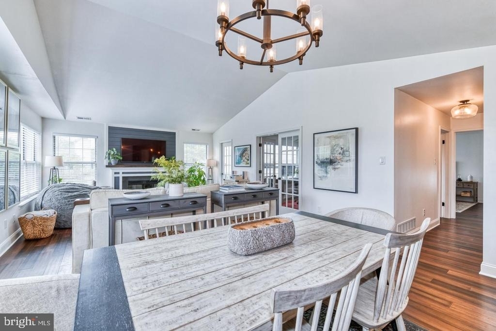 2402 Sterling Road - Photo 1