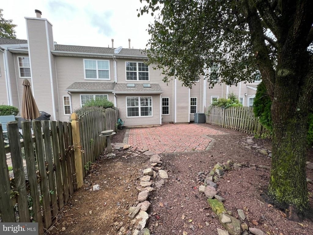 272 Sequoia Drive - Photo 5