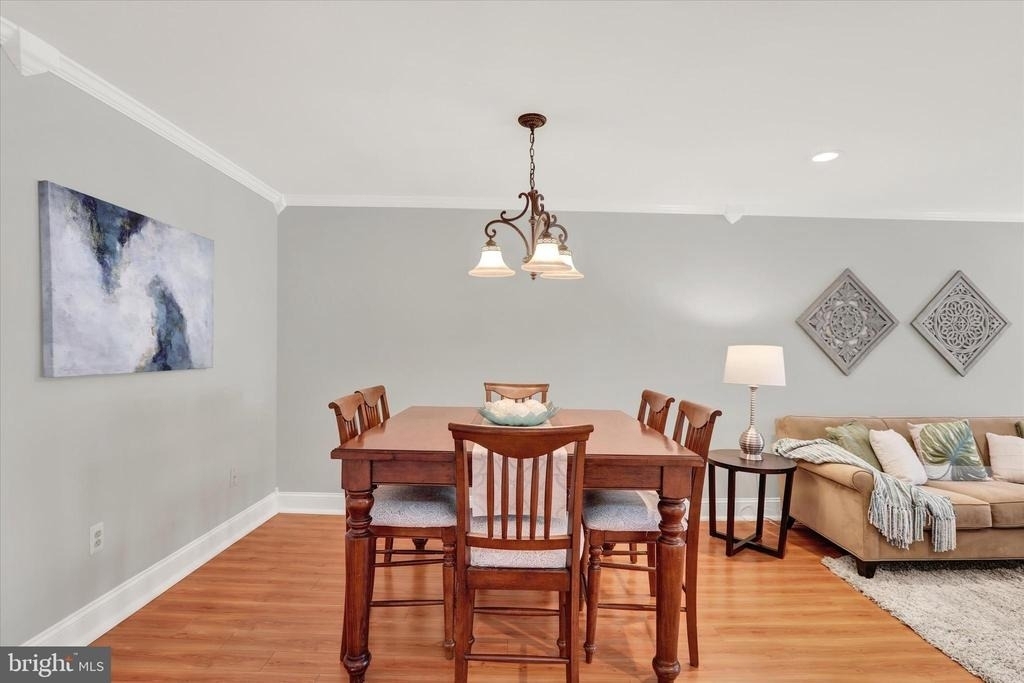 104 Suffield Court - Photo 9