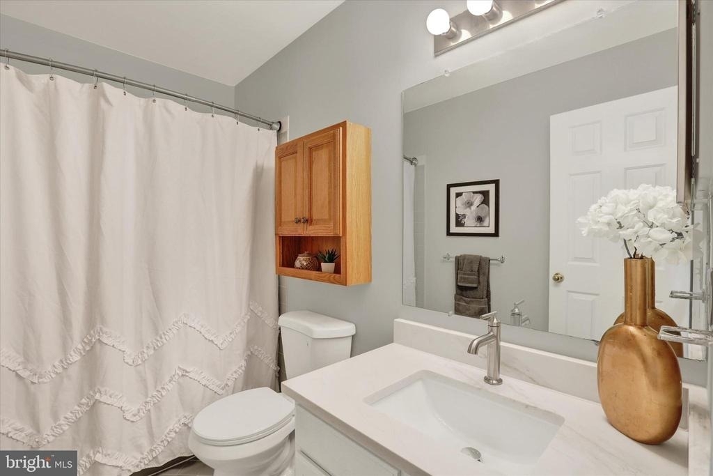 104 Suffield Court - Photo 23