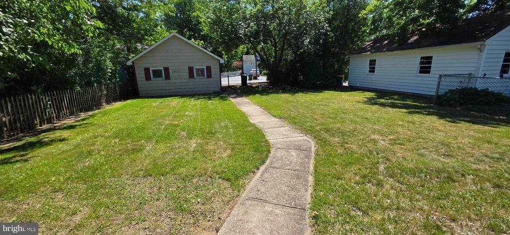 246 Franklin Street - Photo 24