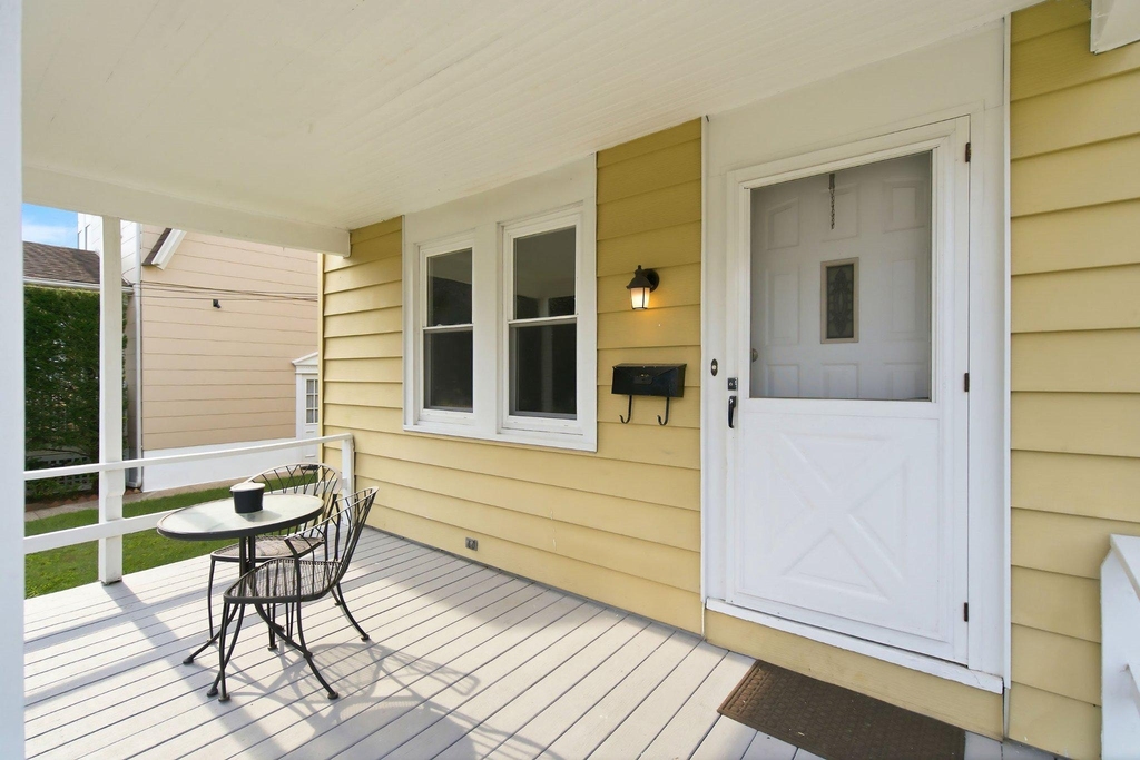 54 Finley Avenue - Photo 2