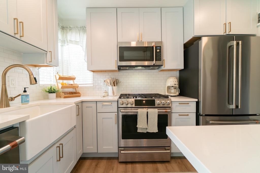 1129 Jefferson Avenue - Photo 11