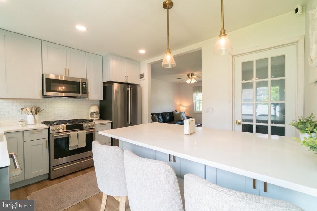 1129 Jefferson Avenue - Photo 10
