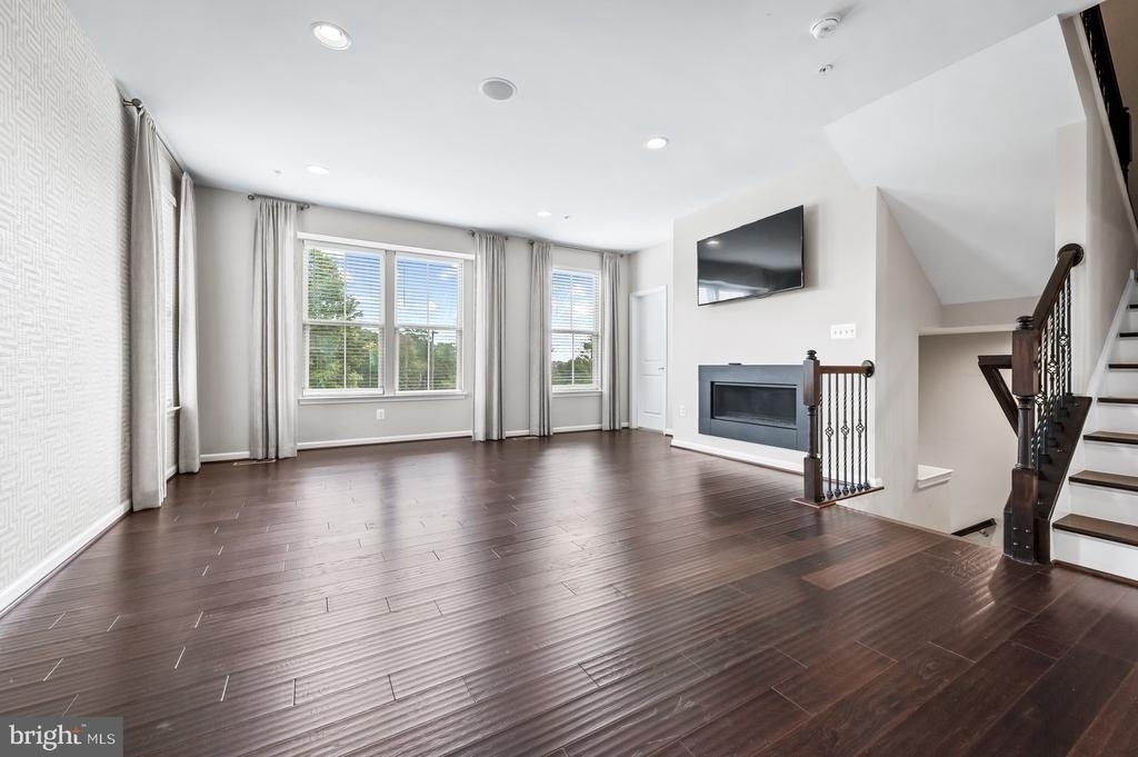 7610 Hubble Drive - Photo 4