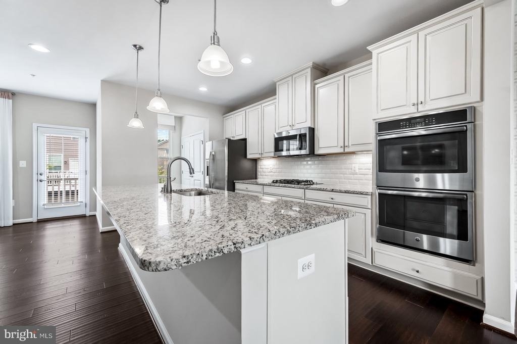 7610 Hubble Drive - Photo 8