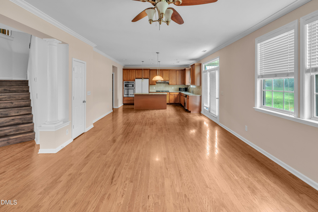 240 Seymour Place - Photo 23