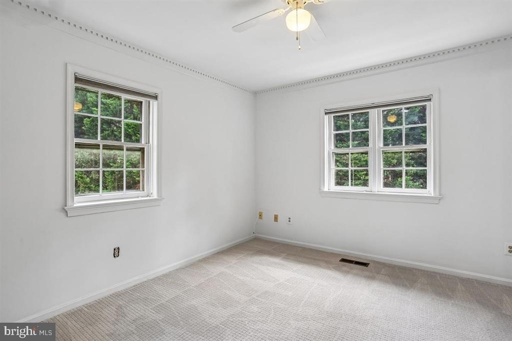 4930 Bradley Boulevard - Photo 15