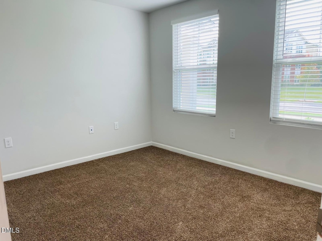2453 Kasota Lane - Photo 28