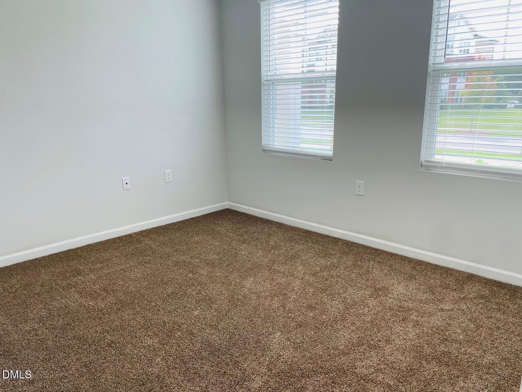 2453 Kasota Lane - Photo 27