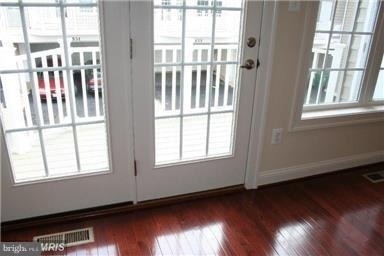 688 Pullman Place - Photo 4