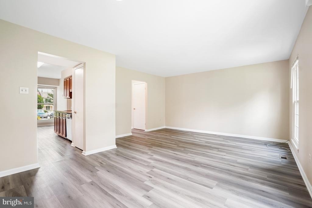 3121 Benton Square Drive - Photo 10