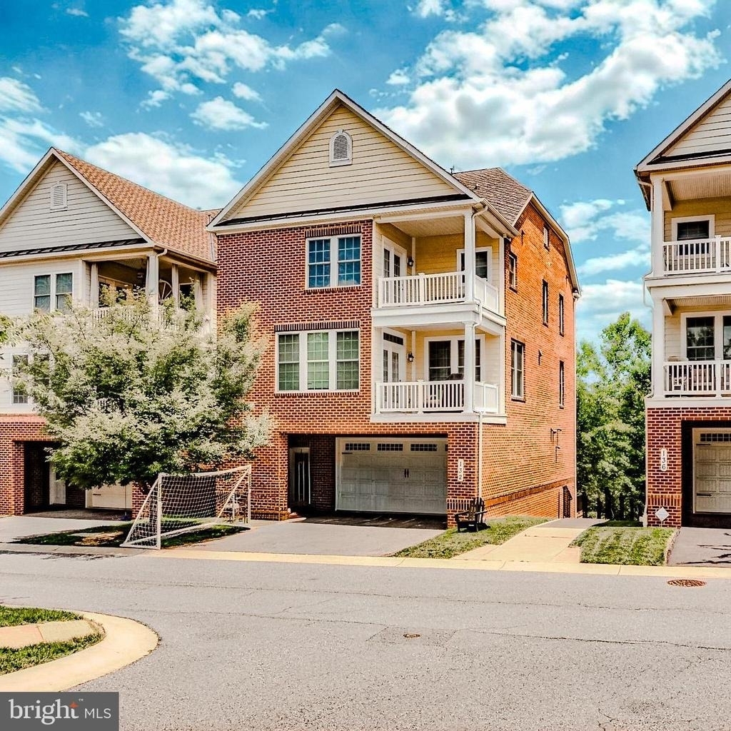 132 Liriope Place - Photo 0