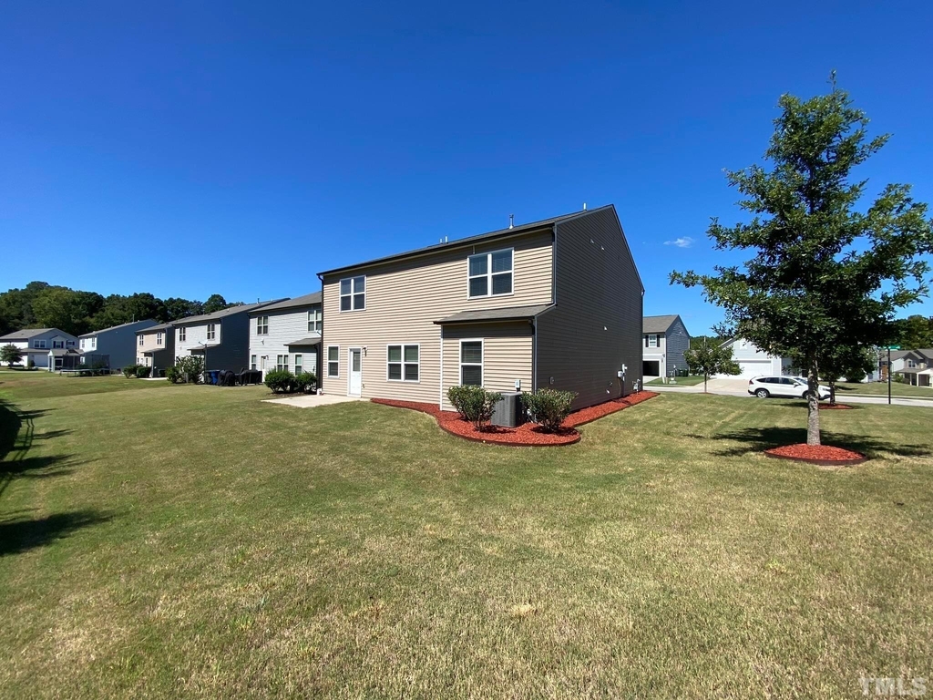 8016 Matinvesi Street - Photo 32
