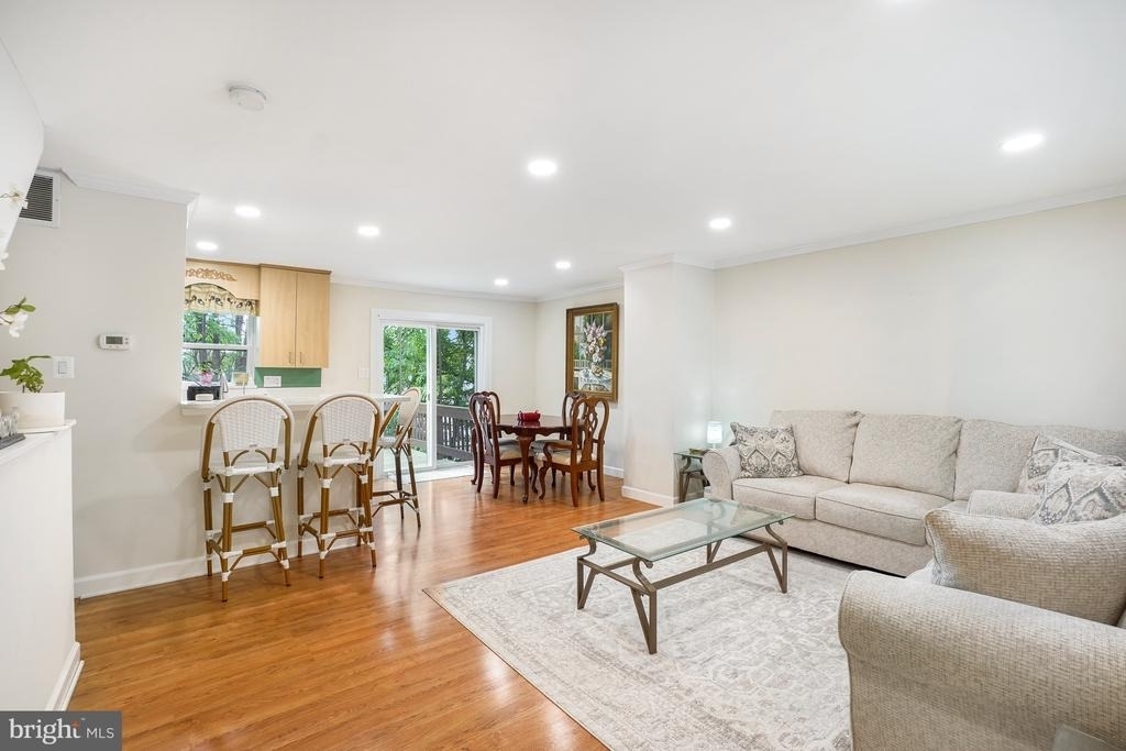 12911 Walnut View Court - Photo 5