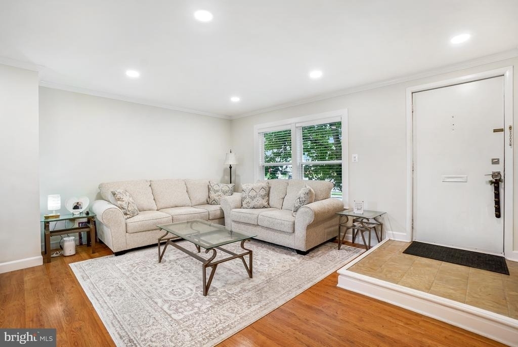 12911 Walnut View Court - Photo 6