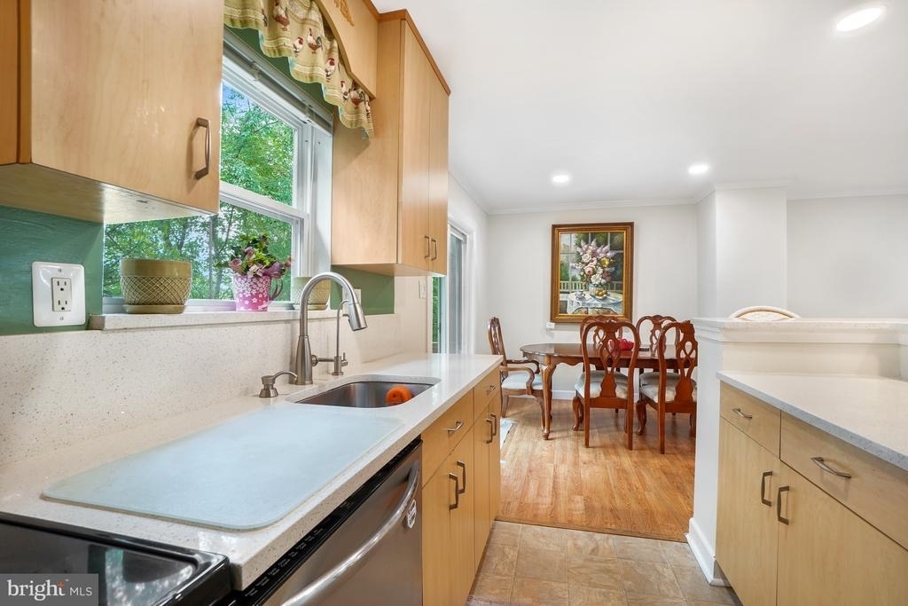 12911 Walnut View Court - Photo 11
