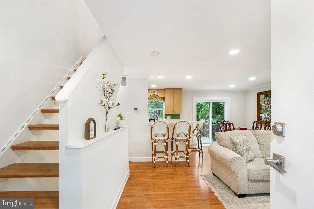 12911 Walnut View Court - Photo 0