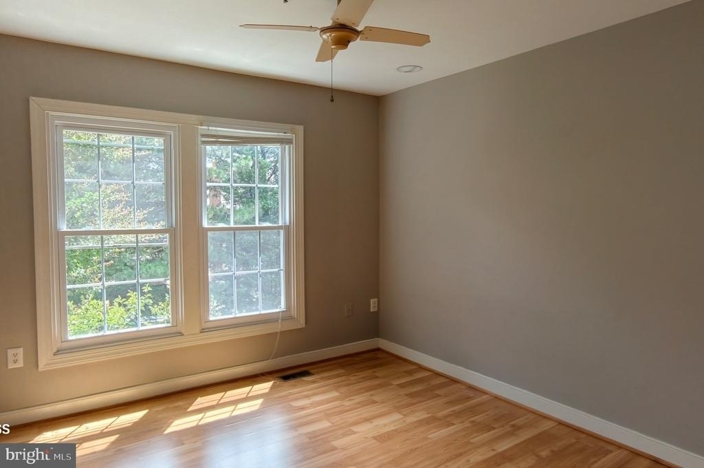 15726 Cherry Blossom Lane - Photo 4