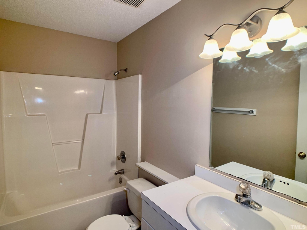 516 Contessa Court - Photo 16
