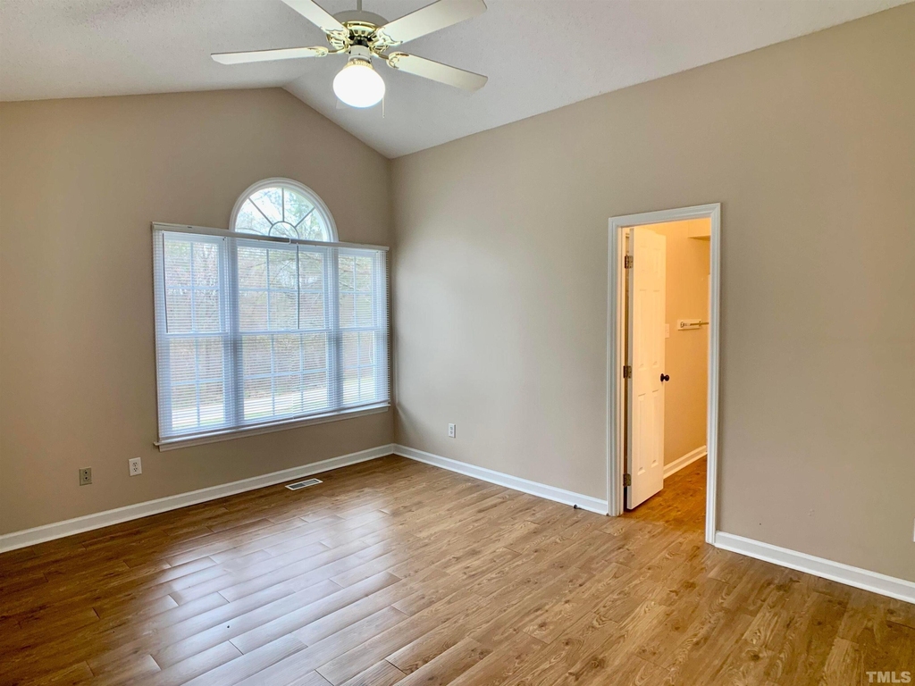516 Contessa Court - Photo 10