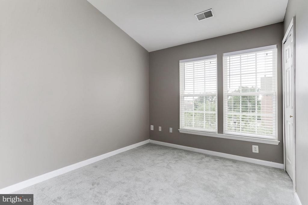 7114 Maiden Point Place - Photo 25