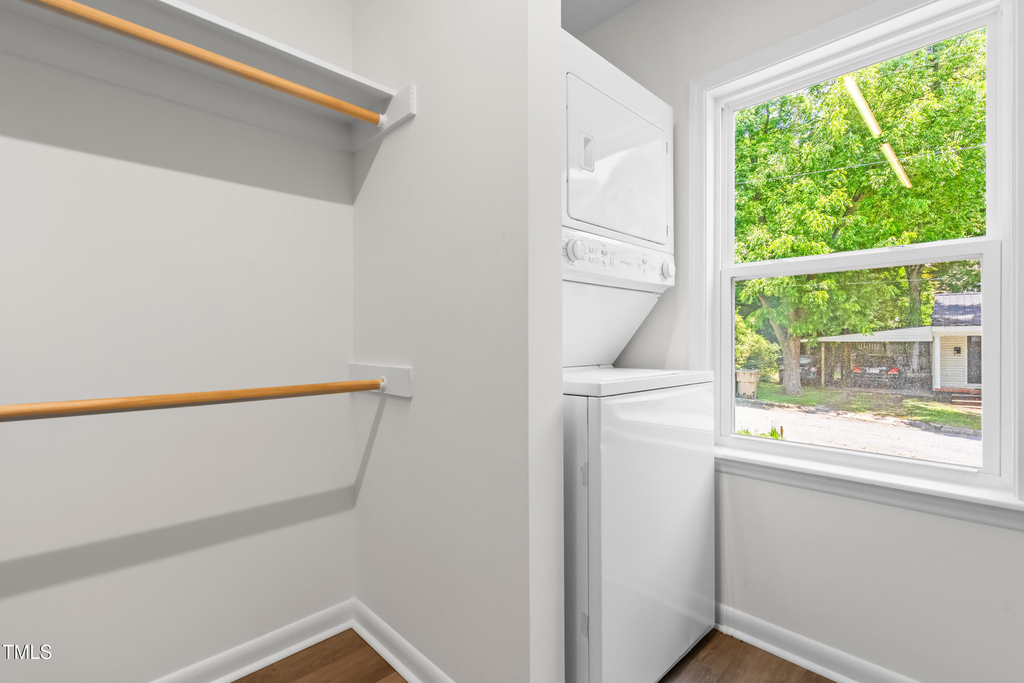 320 Clay Street - Photo 16
